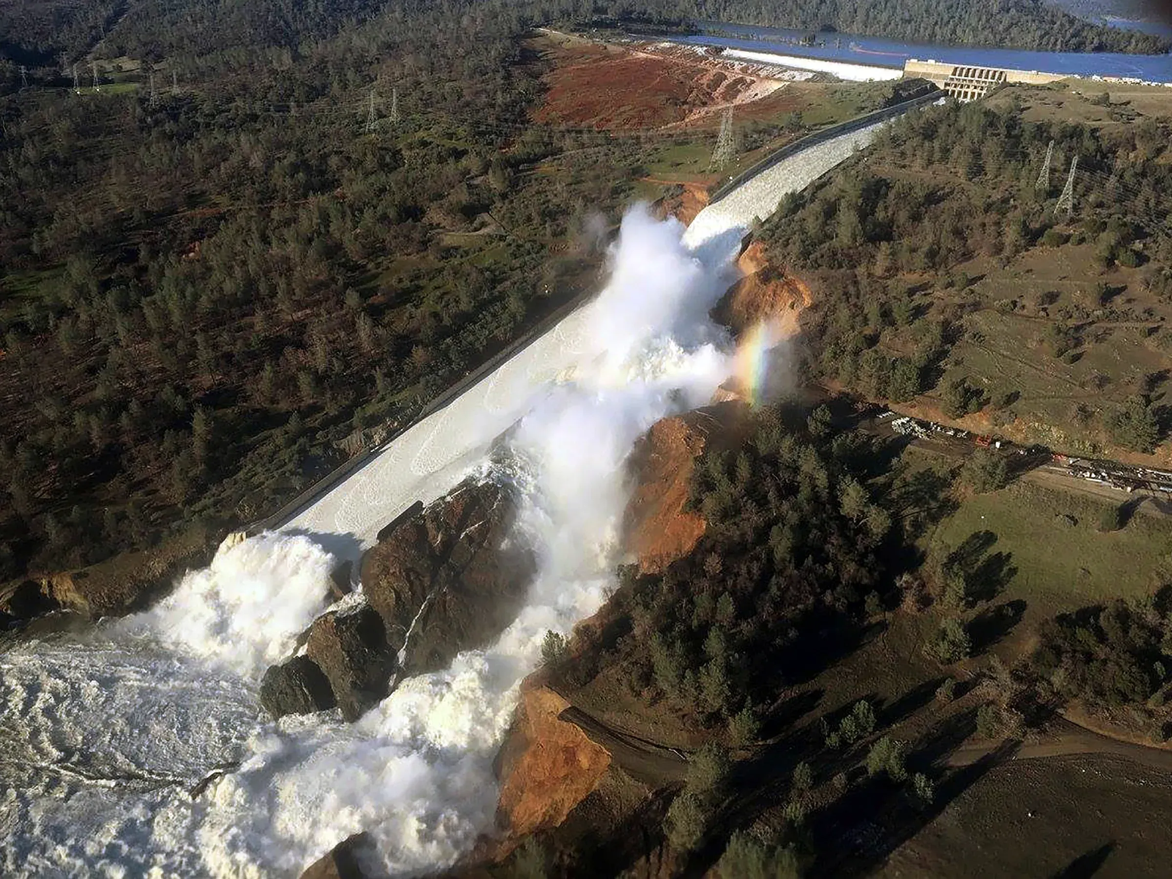 Oroville Dam spillway releasing water, February 2017, California