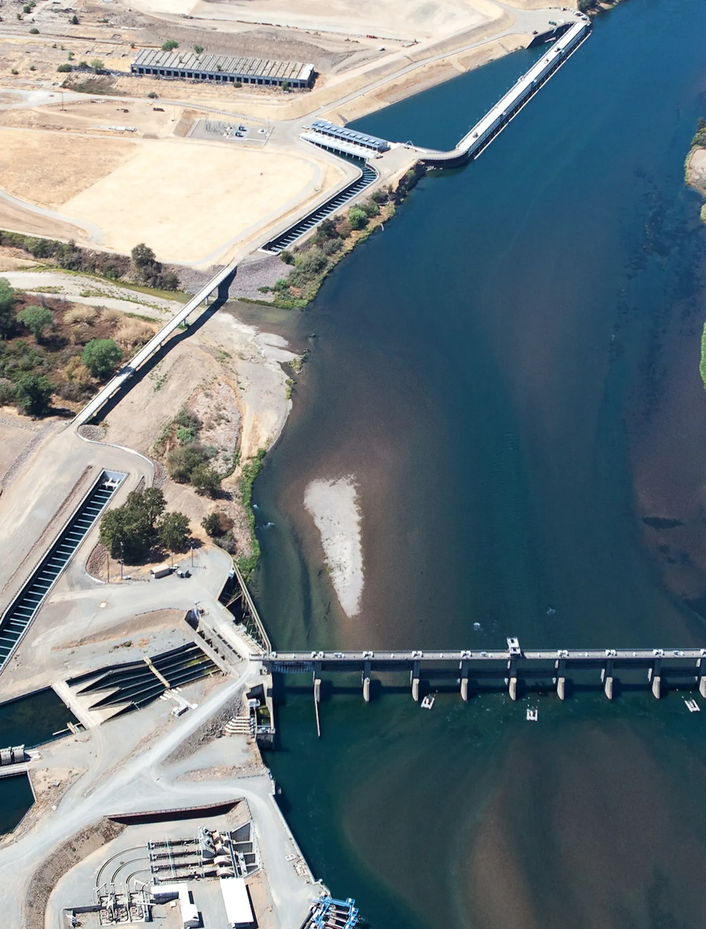 Red Bluff Diversion Dam from the air, Sacramento River, California
